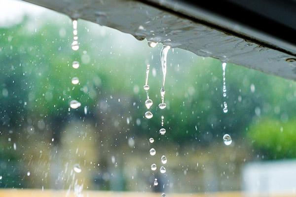 eau gouttière orage